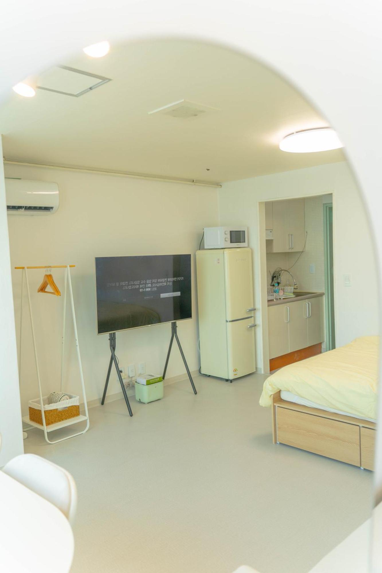 Yunseul - River View, Achasan, Walkerhill, Yes24 Hall *