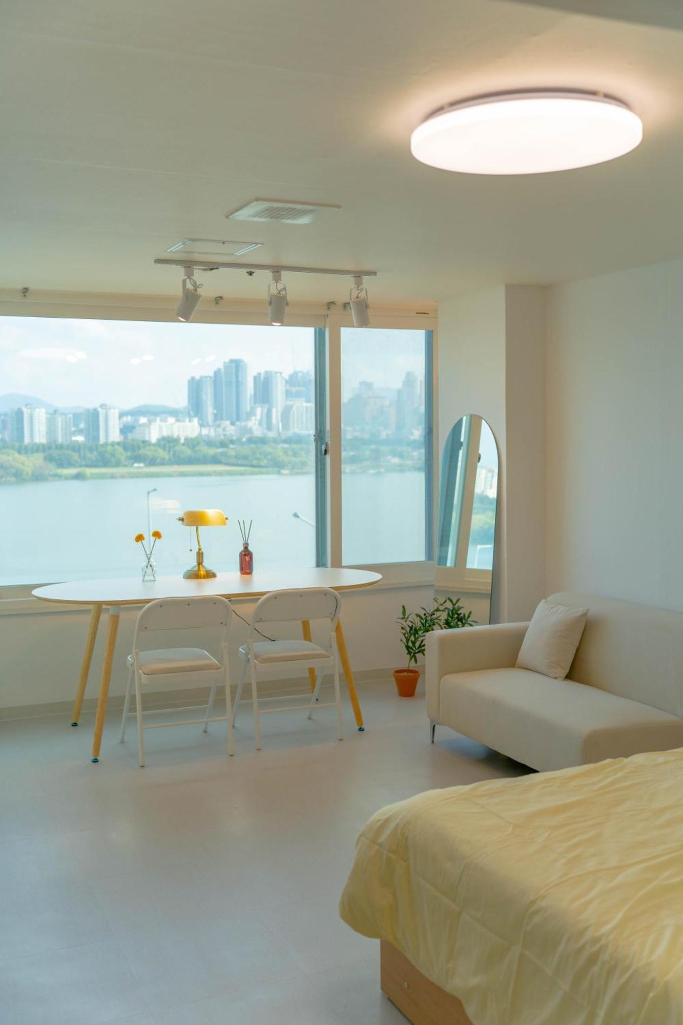 Yunseul - River View, Achasan, Walkerhill, Yes24 Hall